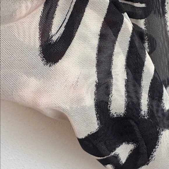 Humanoid Black and White Abstract Long Sleeve Top Womens Mesh Medium - Picture 3 of 6